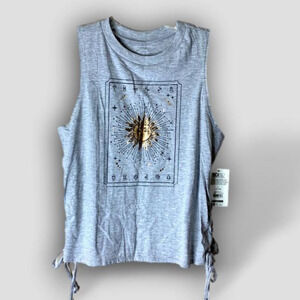 No Boundaries juniors graphic tank top size large